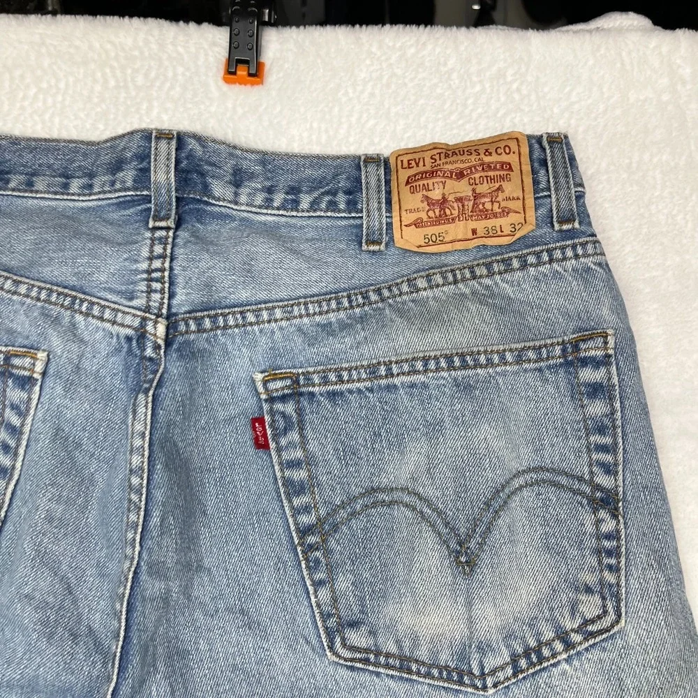 Levi's 505 Straight Leg Jeans Men's Blue‎ Denim Cotton Pockets Zip Fly - 37X31